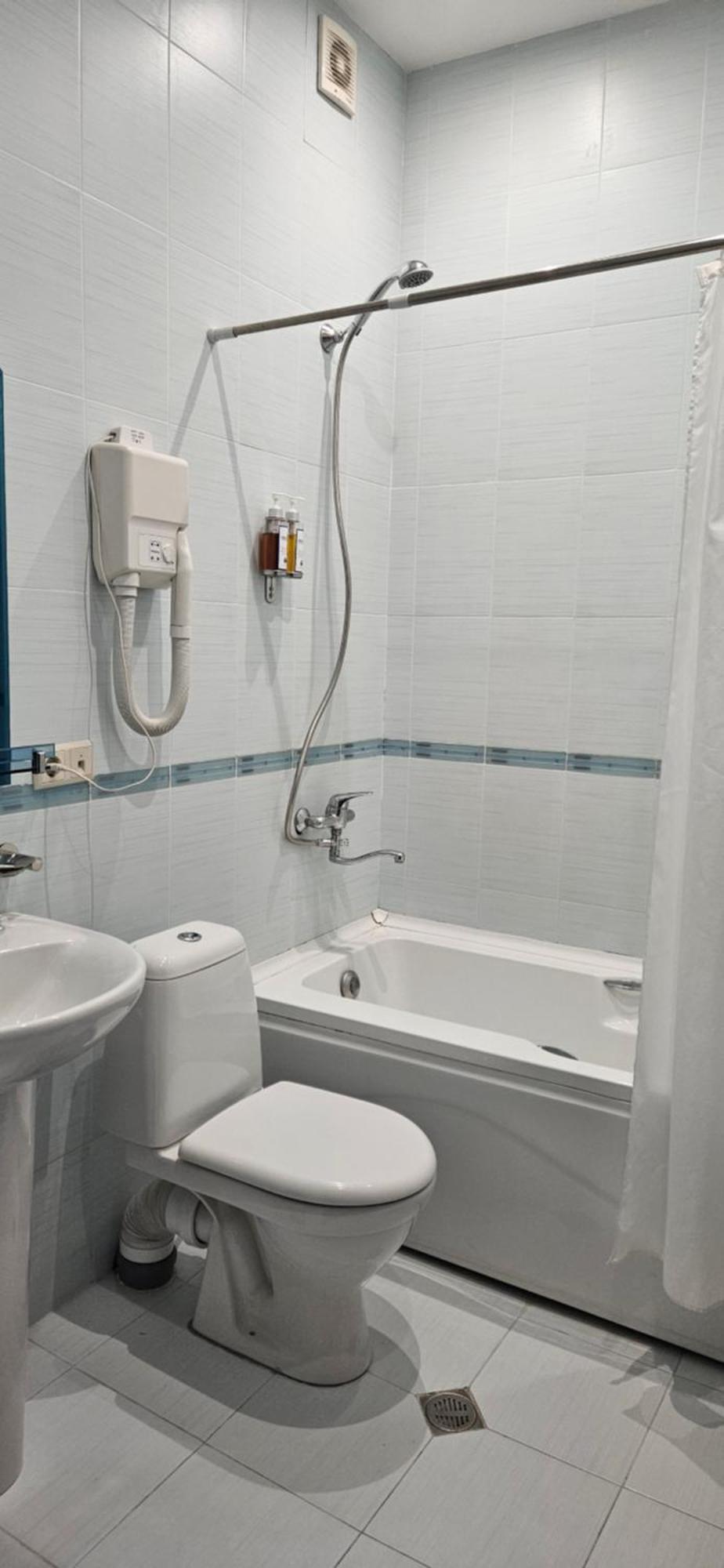 Cruise 4* Тбилиси