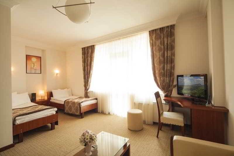 Cruise Отель 4*